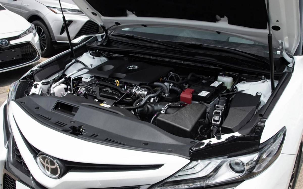 臨近換代,第八代凱美瑞現已直降4萬,年底想買車的還不抄底?