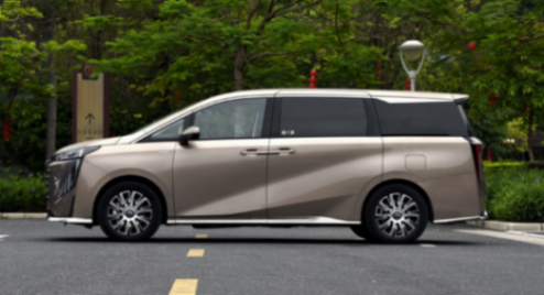 試駕傳祺E9:滿油滿電能跑1032公里,或成國產新能源MPV最大黑馬