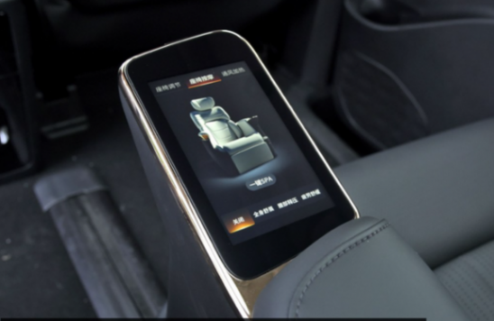 試駕傳祺E9:滿油滿電能跑1032公里,或成國產新能源MPV最大黑馬