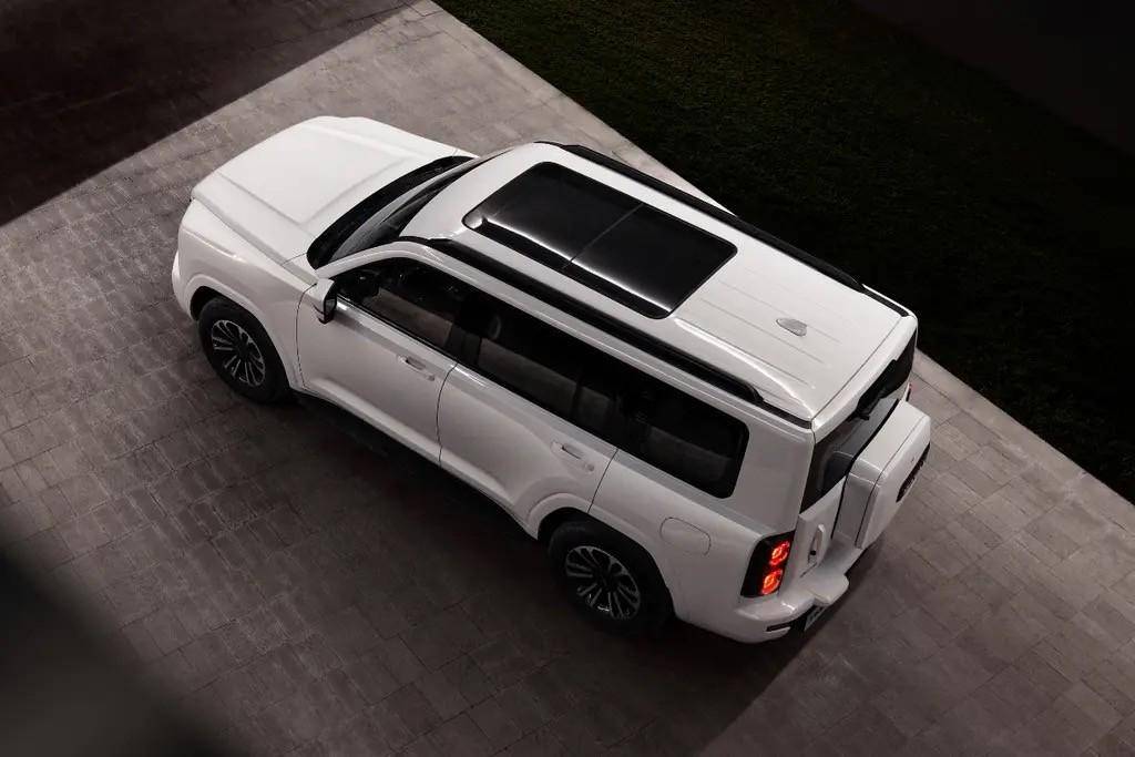 全新哈弗H9最新官圖發布,硬朗復古盒子造型,汽油柴油動力均有