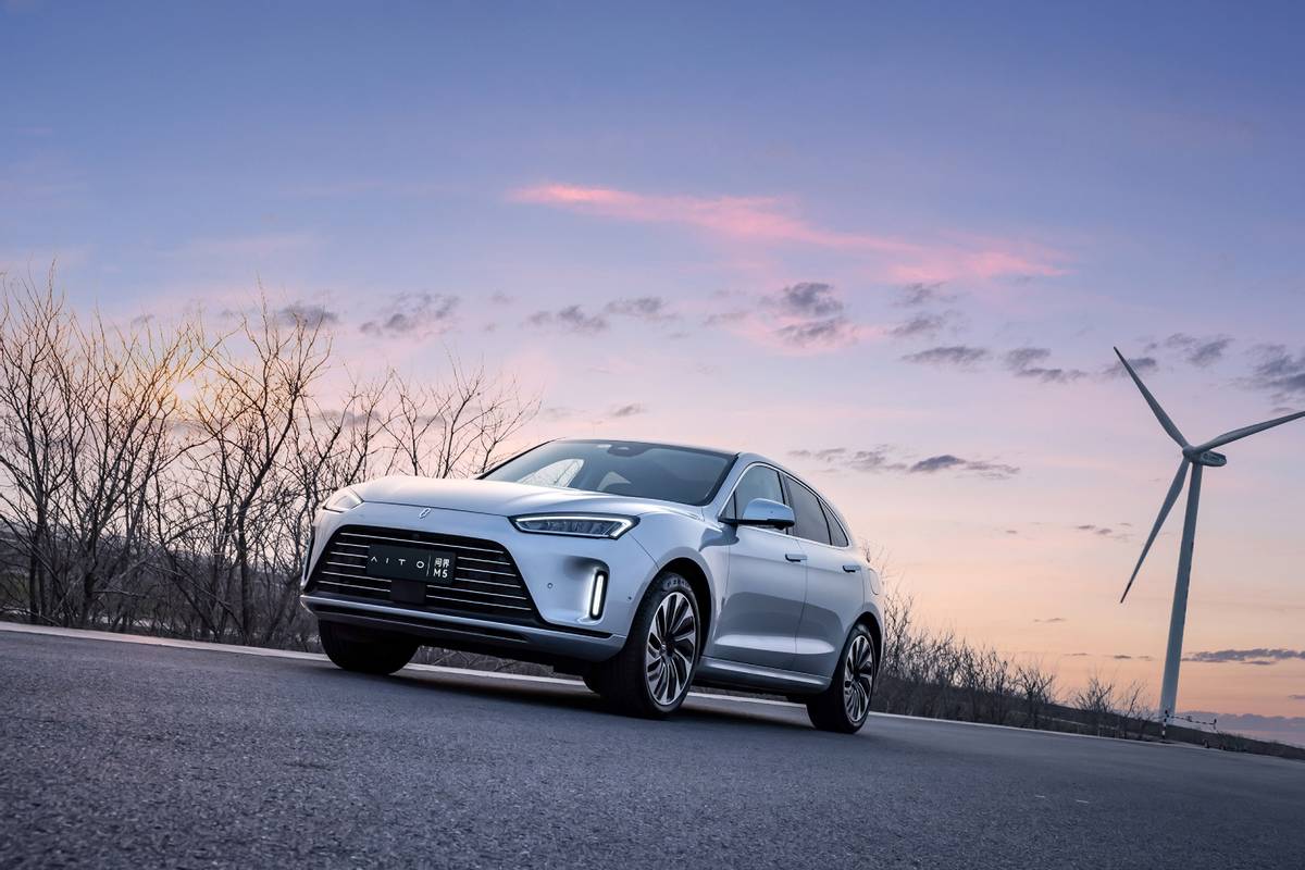 問界超理想小鵬不過萬,1月新勢力陣營誰取得了開門紅?