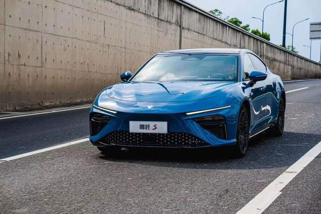 1月新勢力洗牌:問界小贏理想,哪吒觸底反彈,小鵬發揮失常