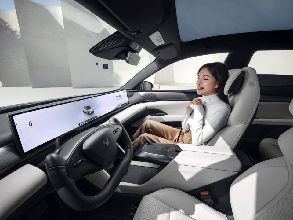 選配至高立減45000元 極越01全新優惠重磅上線 圖片