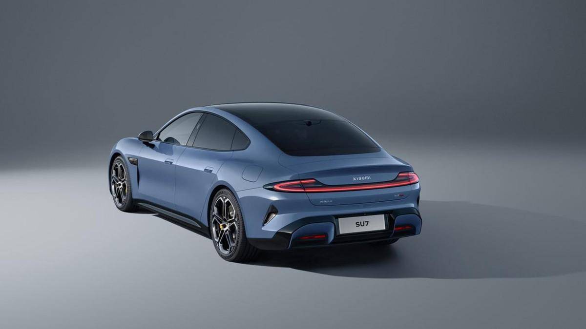 米粉花粉再交鋒,小米SU7與智界S7該如何選?