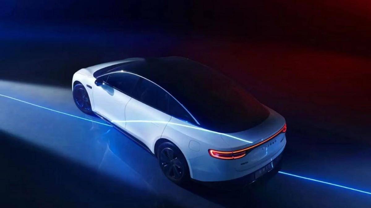 米粉花粉再交鋒,小米SU7與智界S7該如何選?