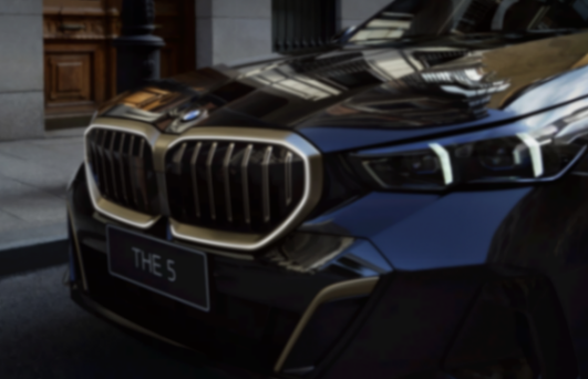 奔馳E級回春,寶馬5系接連下滑,奧迪A6L終成最大贏家