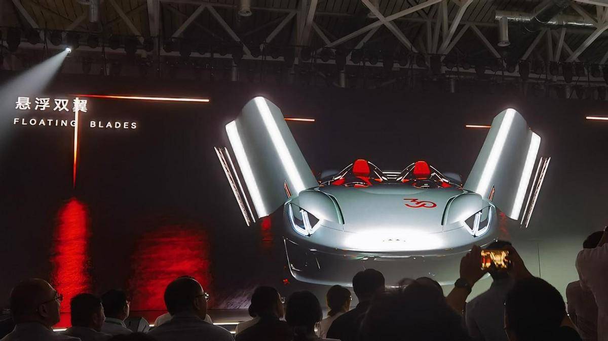 連發3款新車!方程豹放“大招”了,不止豹8和豹3,居然還有超跑