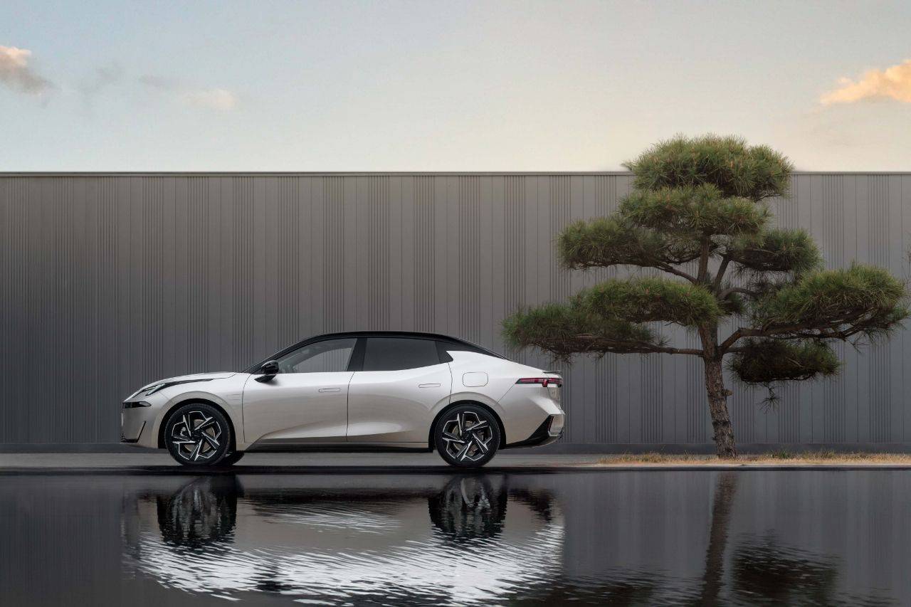 20萬(wàn)級(jí)新能源轎車首選,領(lǐng)克07 EM-P開啟預(yù)售,預(yù)售價(jià)18萬(wàn)元起