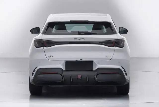 比亞迪海豹X領銜!4款全新國產轎車曝光,誰能賣爆?