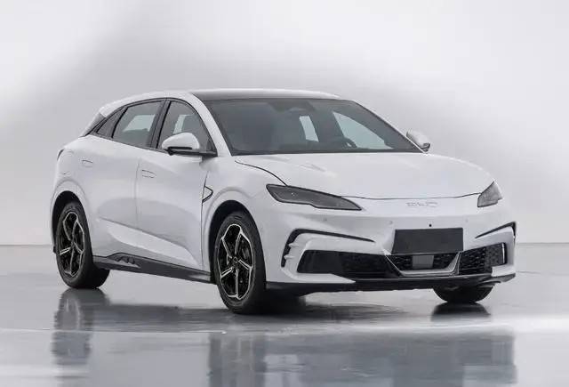 比亞迪海豹X領銜!4款全新國產轎車曝光,誰能賣爆?