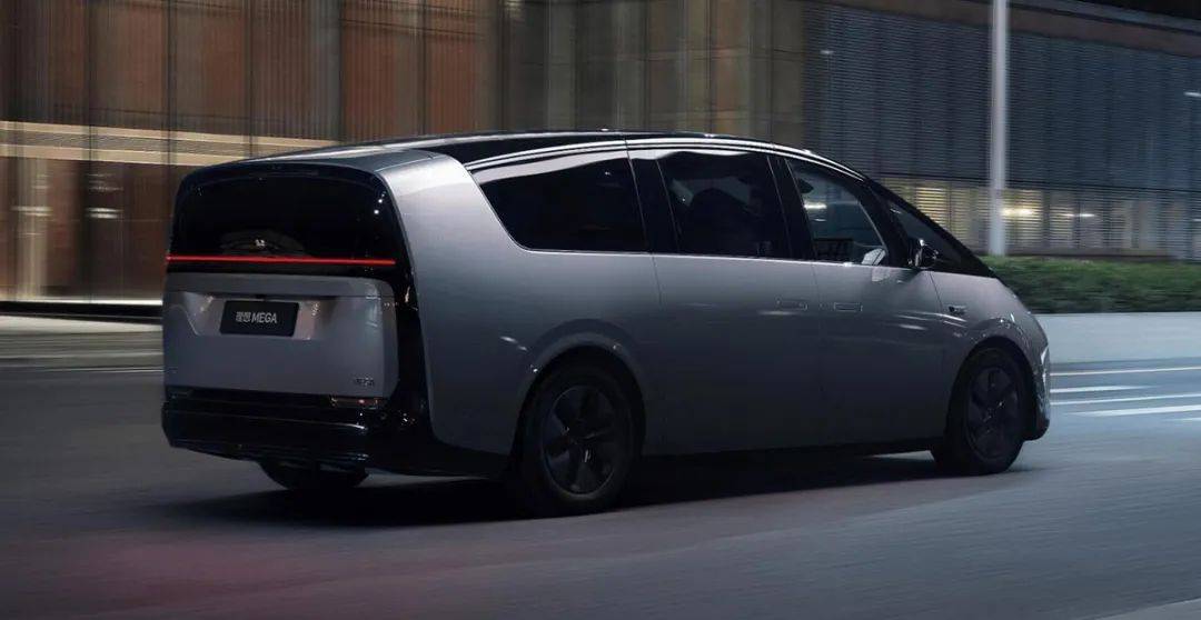 高端純電市場(chǎng),看似蜜糖,實(shí)則苦飲?