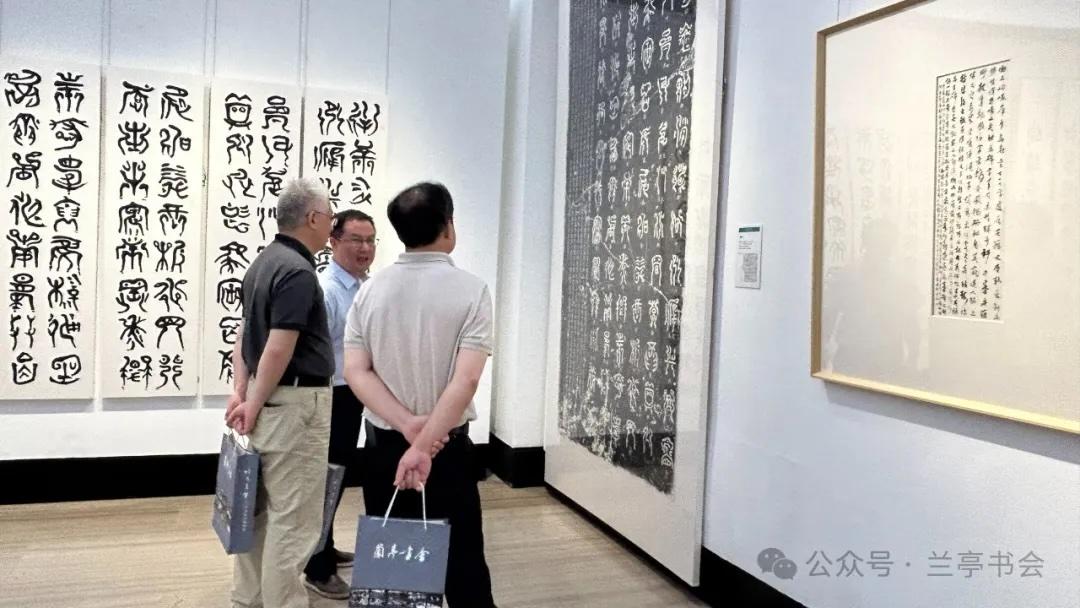 在紹興,看越中古代石刻與當代書法傳臨對話