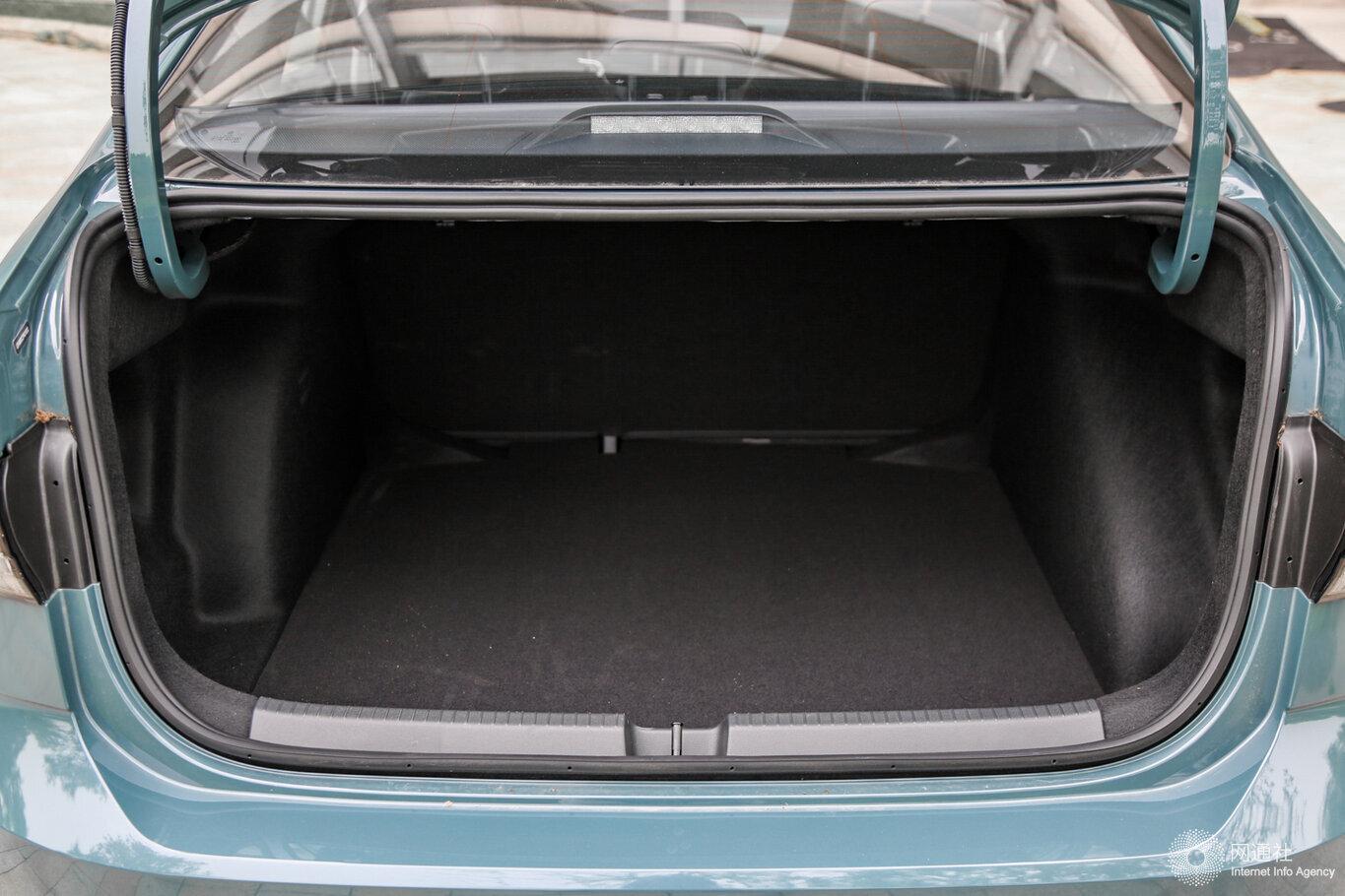 大眾朗逸新銳出眾版推出限時優惠 售價6.98萬起