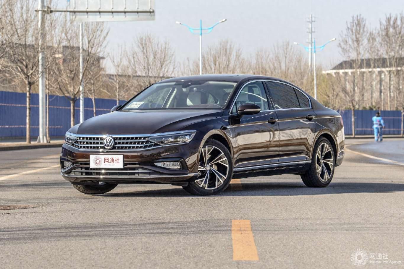 當智能科技遇見德系經典 與邁騰來場智慧的旅行