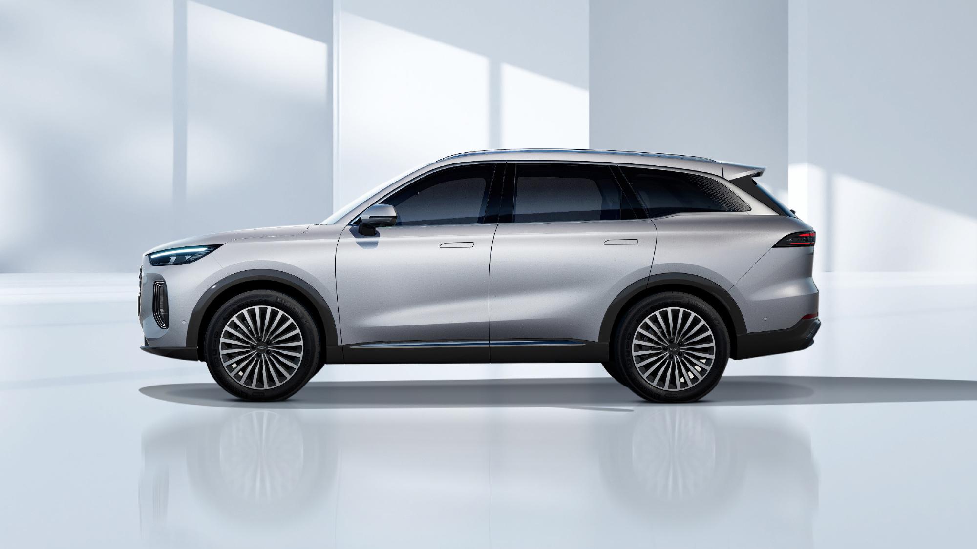 奇瑞瑞虎8L開啟預售 預售價14.77-17.99萬元