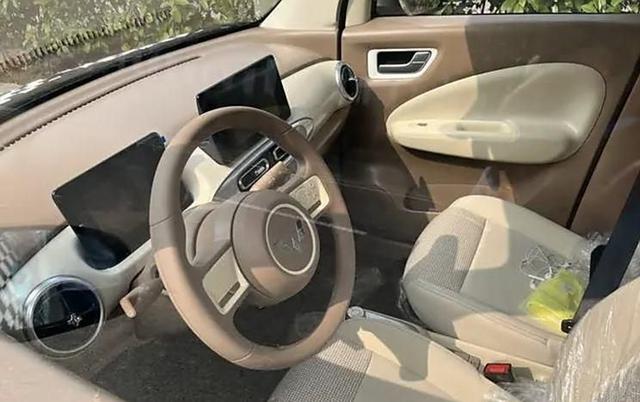 全新五菱宏光MINIEV三門版實(shí)車諜照 設(shè)計(jì)Q萌 顏值提升 配置不低-有駕 全新五菱宏光MINIEV三門版實(shí)車諜照 設(shè)計(jì)Q萌 顏值提升 配置不低-有駕