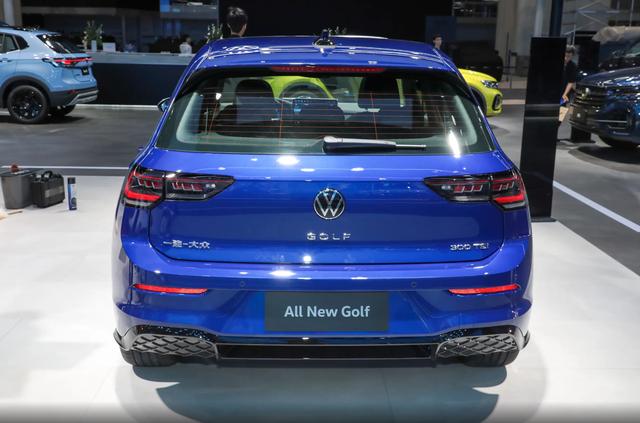 八代半高爾夫增配降價,新1.5T機頭油耗很低,鋼炮身材適合代步-有駕 八代半高爾夫增配降價,新1.5T機頭油耗很低,鋼炮身材適合代步-有駕