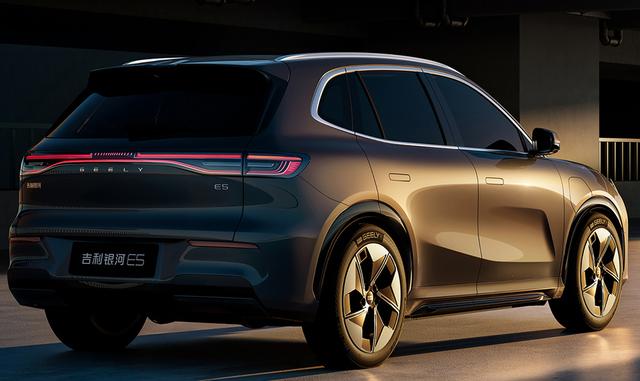 配置堪稱卷王之王?吉利銀河E5實圖曝光,內(nèi)飾極具科技感-有駕 配置堪稱卷王之王?吉利銀河E5實圖曝光,內(nèi)飾極具科技感-有駕