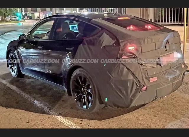 這是特斯拉Model Y 2025款？或年后上市，價格預(yù)測引發(fā)廣泛關(guān)注！-有駕