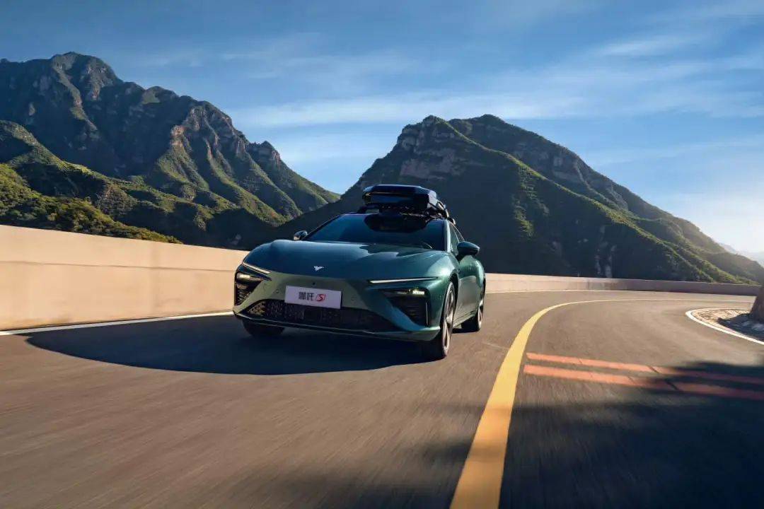 哪吒汽車換帥張勇離場,海外新故事能否拯救品牌困境?