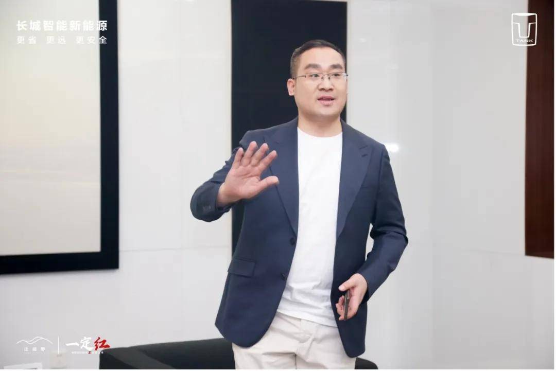 坦克500 Hi4-Z 要做泛越野車(chē)技術(shù)天花板