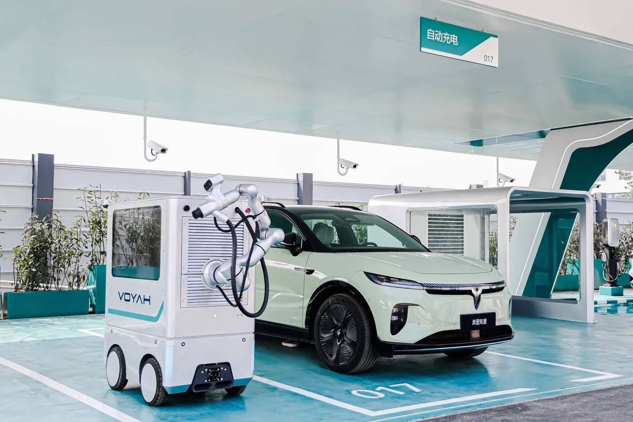 嵐圖汽車以創新引領新質生產力發展