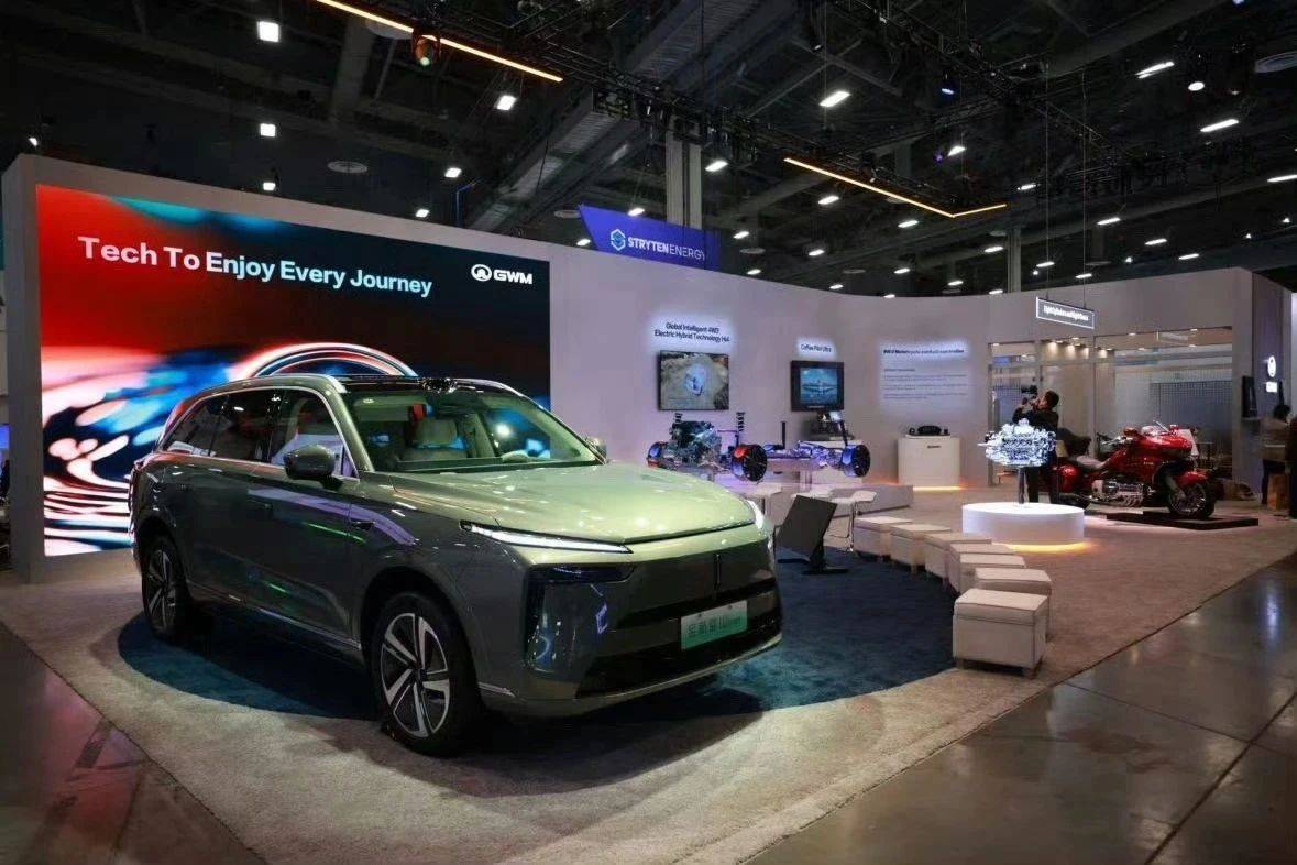 當魏建軍親自帶隊造“超豪車”