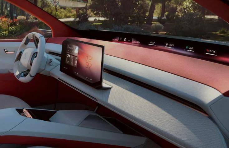 寶馬全景iDrive未來座艙亮相,你的駕駛生活即將迎來大變革?