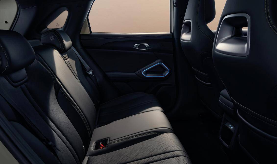 標配45.1度電池 還將推出更長續航版本 比亞迪元UP英國上市