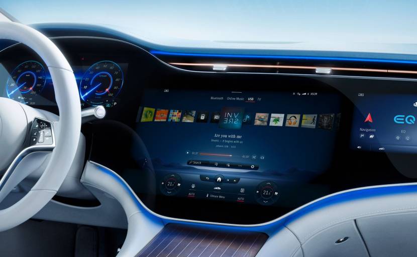 使用混合動力系統 2025款奔馳CLA諜照,動力參數曝光