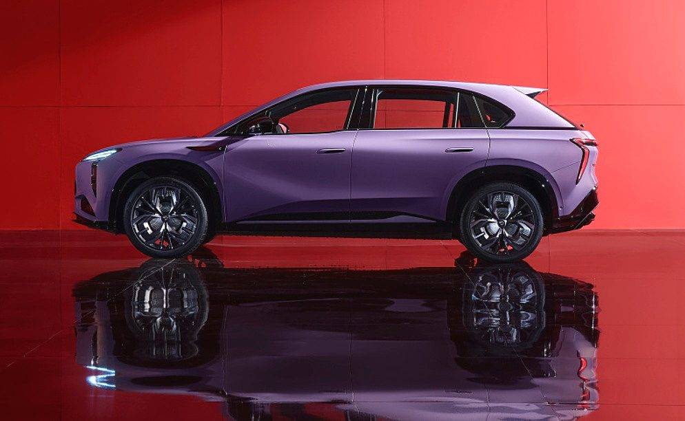 瞄準高端市場 紅旗天工08上市與阿維塔11相比誰更強?