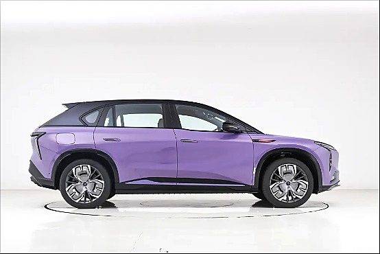 瞄準高端市場 紅旗天工08上市與阿維塔11相比誰更強?