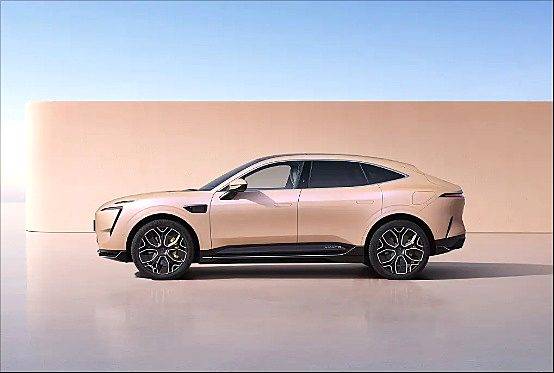 瞄準高端市場 紅旗天工08上市與阿維塔11相比誰更強?