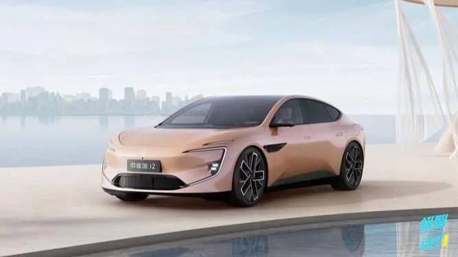 中大型SUV怎么選?阿維塔12、極氪001誰更值 圖片