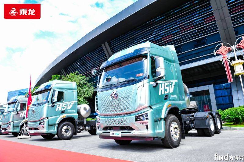 解放/重汽爭(zhēng)霸 歐曼/柳汽份額上升!2024年天然氣重卡17萬(wàn)輛收官! 5261737175120_
