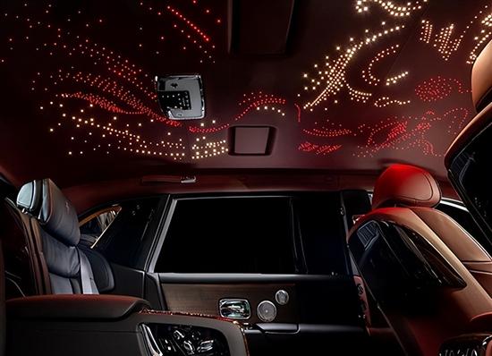 低調奢華 勞斯萊斯幻影龍年特別版官圖發布