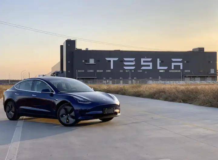 特朗普29分鐘就職演講背后:中國汽車業的危與機