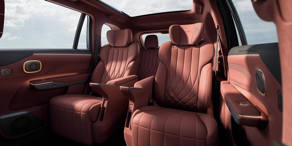 中大型SUV將引爆2025一季度熱戰(zhàn) 昊鉑HL問界M8領(lǐng)克900三英戰(zhàn)理想