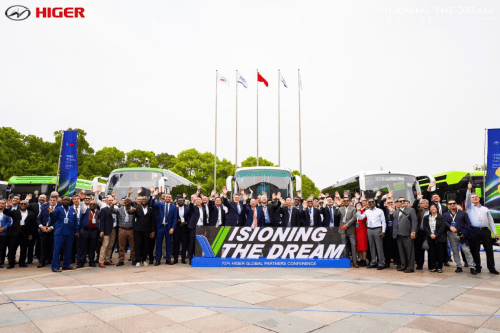 蘇州金龍百億答卷:2024年出口額同比增26%!新能源車型大放異彩