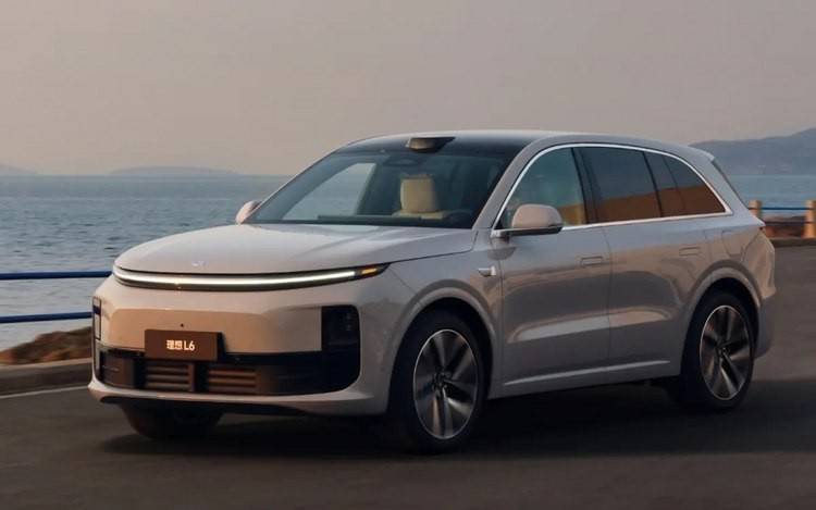 2024最暢銷插混、增程車型:比亞迪占7款,問界、理想是最大黑馬