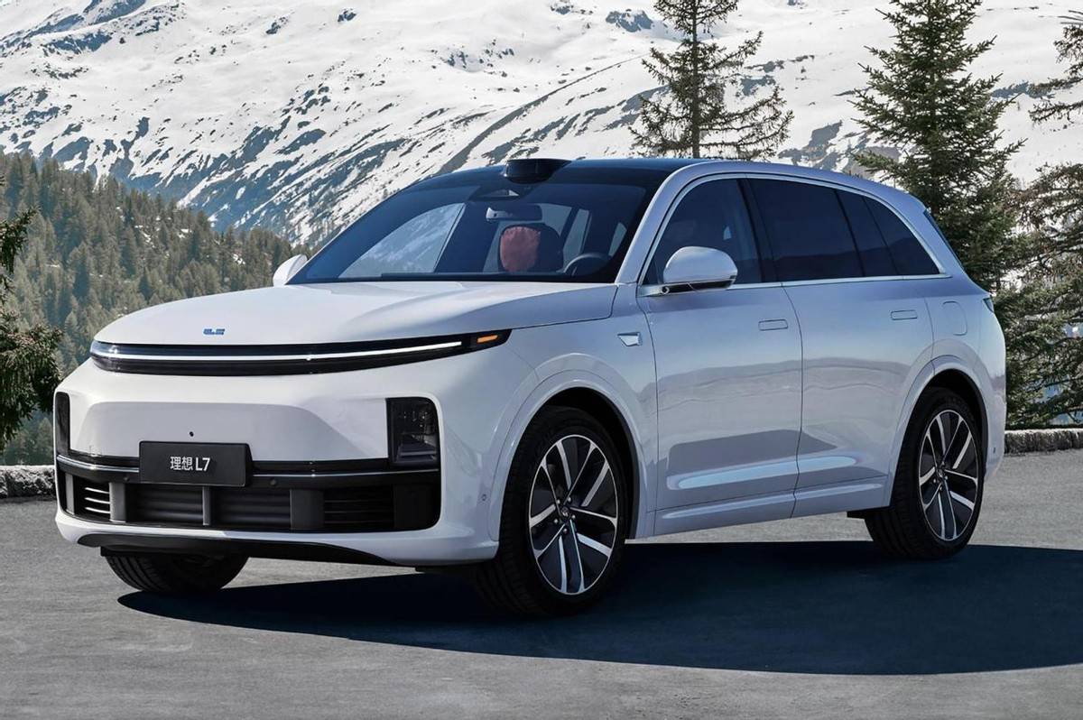 2024最暢銷插混、增程車型:比亞迪占7款,問界、理想是最大黑馬