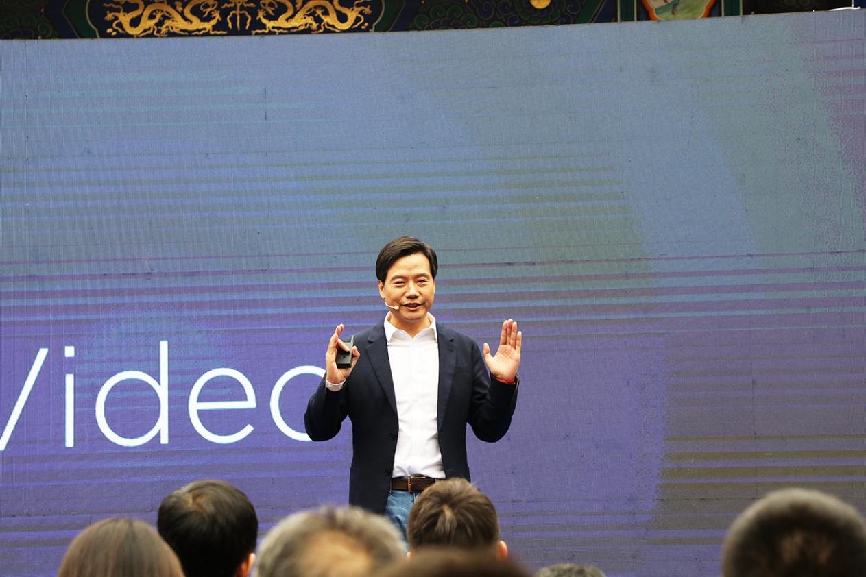 小米股價創新高,市值一天大增590億港元!榜單:雷軍位列全球最佳CEO第八