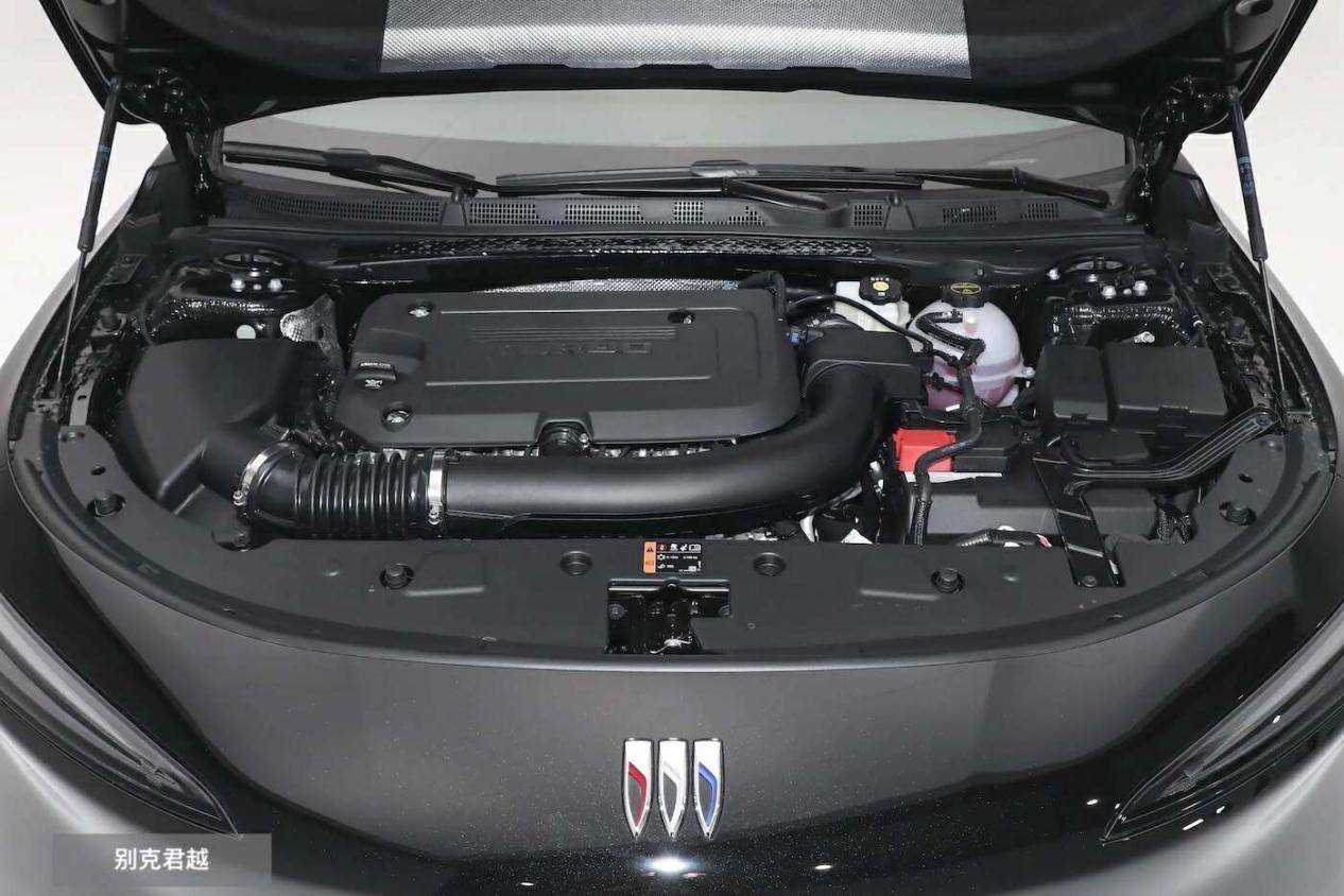 20萬級的高品質B級車,別克君越和大眾邁騰,究竟誰更勝一籌?