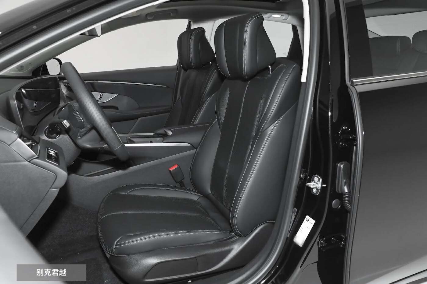 20萬級的高品質B級車,別克君越和大眾邁騰,究竟誰更勝一籌?