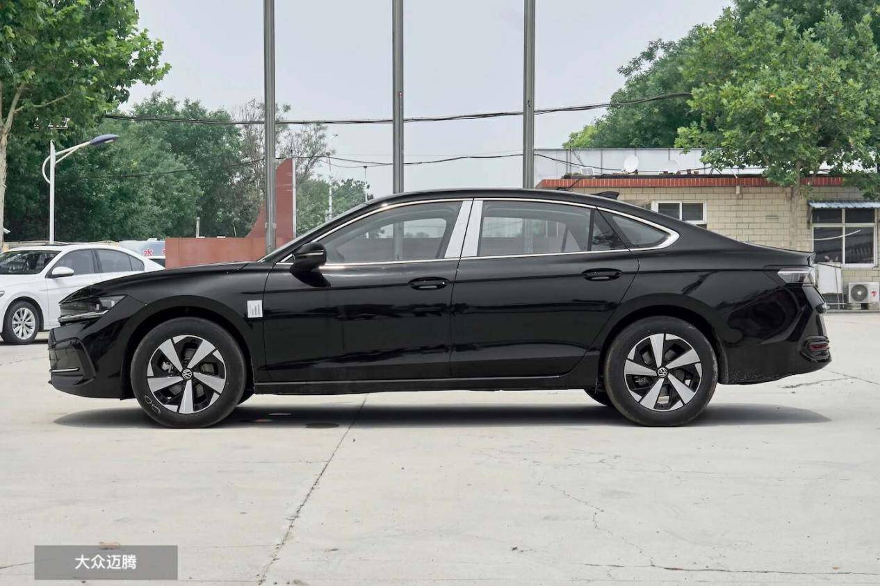 20萬級的高品質B級車,別克君越和大眾邁騰,究竟誰更勝一籌?