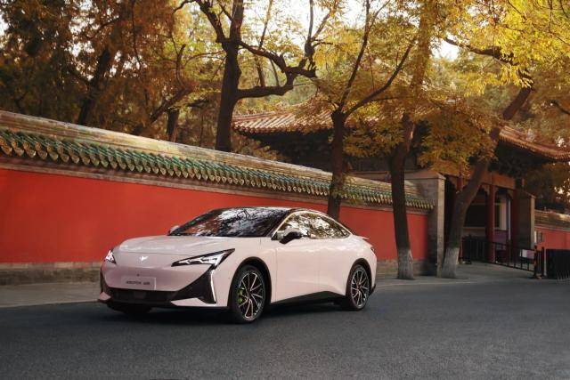 春節不打烊!北汽極狐攜手《封神第二部:戰火西岐》開年封神!!