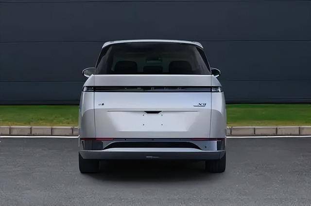 2025年上半年上市!小鵬全新X9正式申報