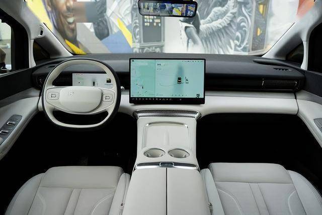 2025年上半年上市!小鵬全新X9正式申報