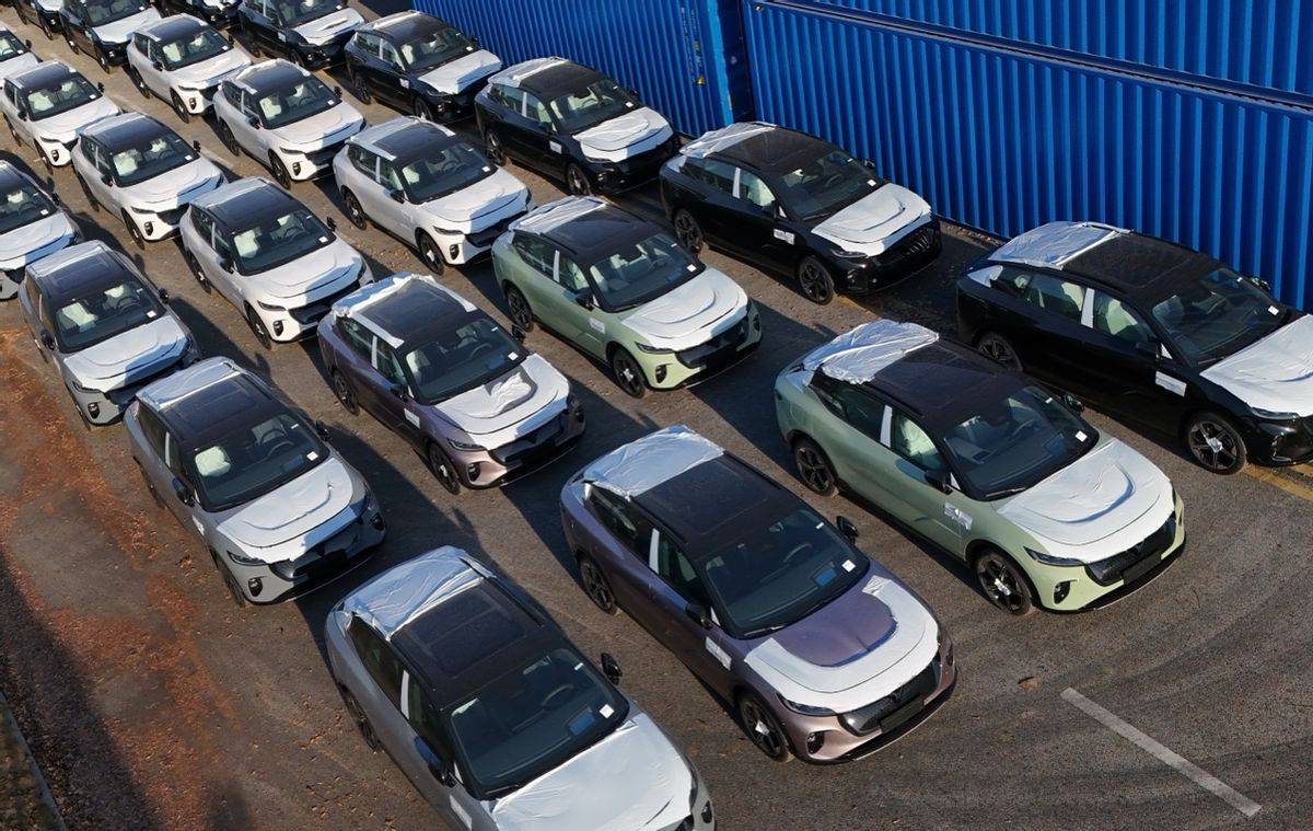 嵐圖汽車1月銷售8009輛,同比增長14% 首批嵐圖知音全球版發運歐洲