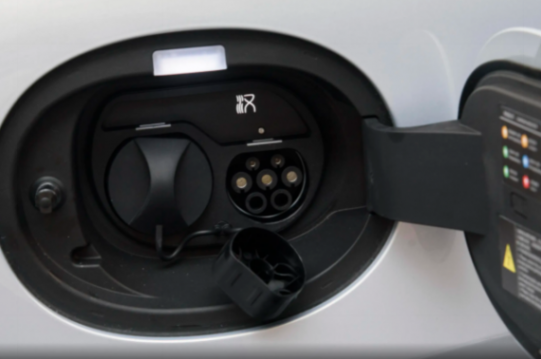 比亞迪再出“王炸”,零百加速2.7秒或售30萬內,全新漢L有多香?